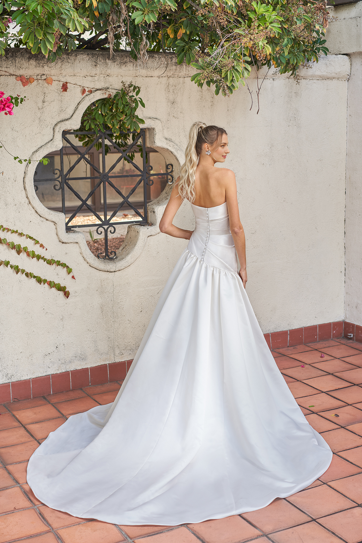 Off shoulder collar sleeveless strapless backless and floor length wedding dress